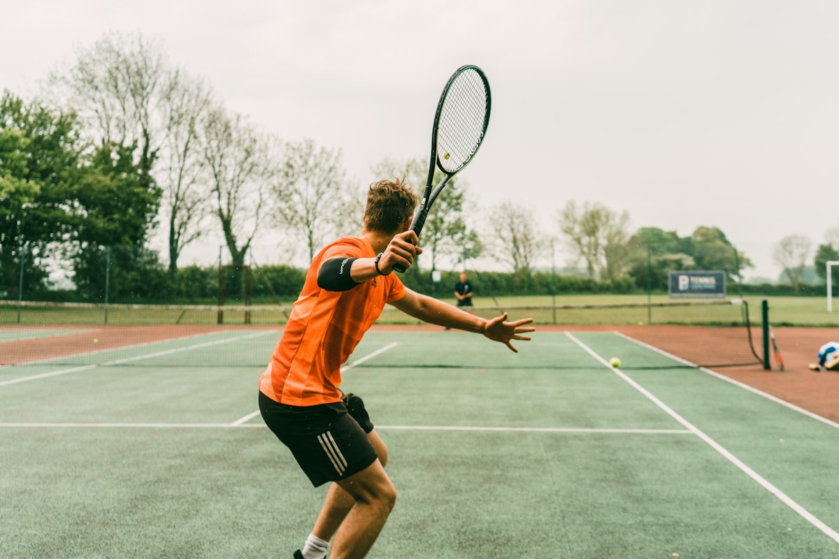Cancha de Tenis / Pádel / Fútbol